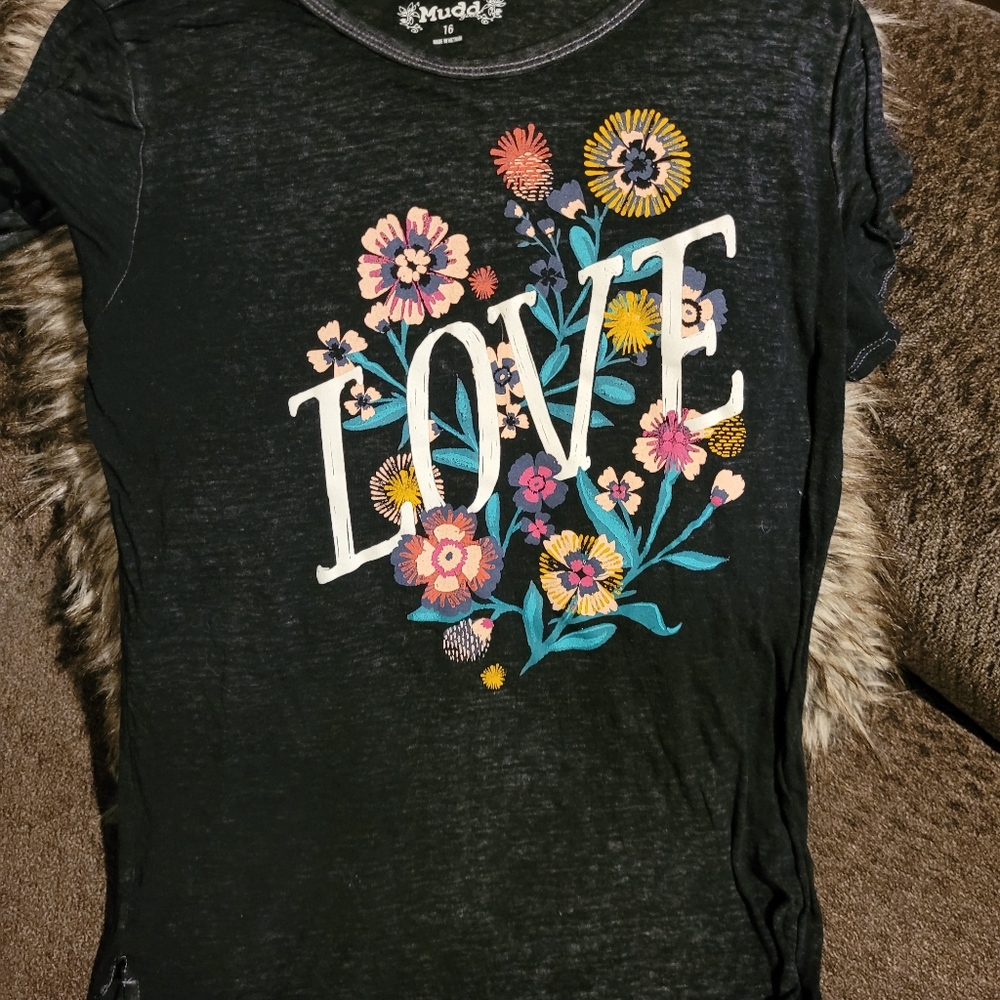 Girls Mudd shirt